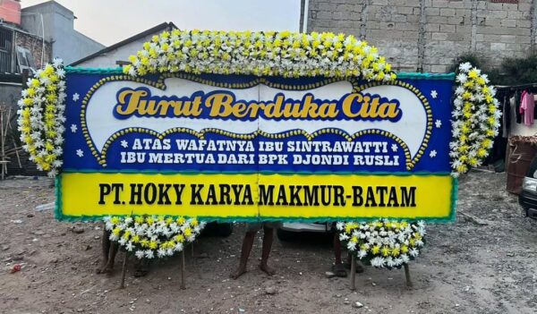 Karangan Bunga Duka Cita