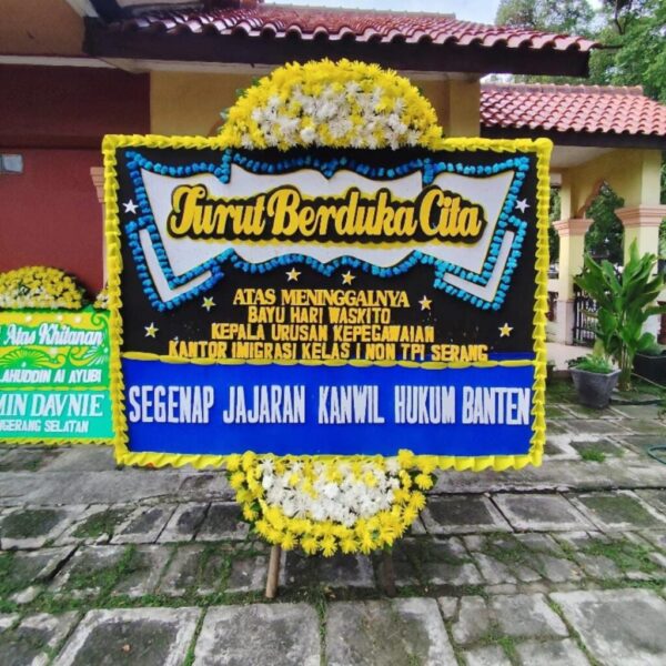 Karangan Bunga Duka Cita